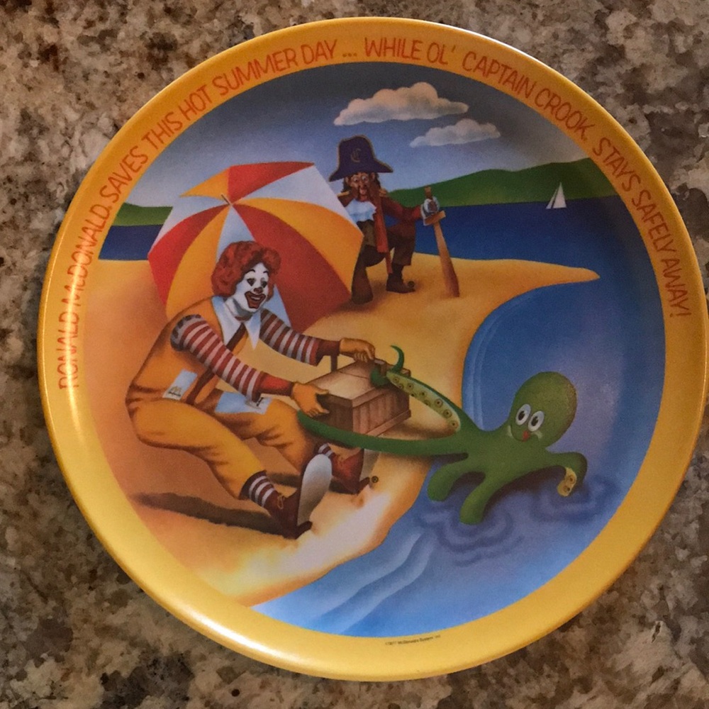 Vintage 1977 Ronald McDonald Summer Day Plate, EUC